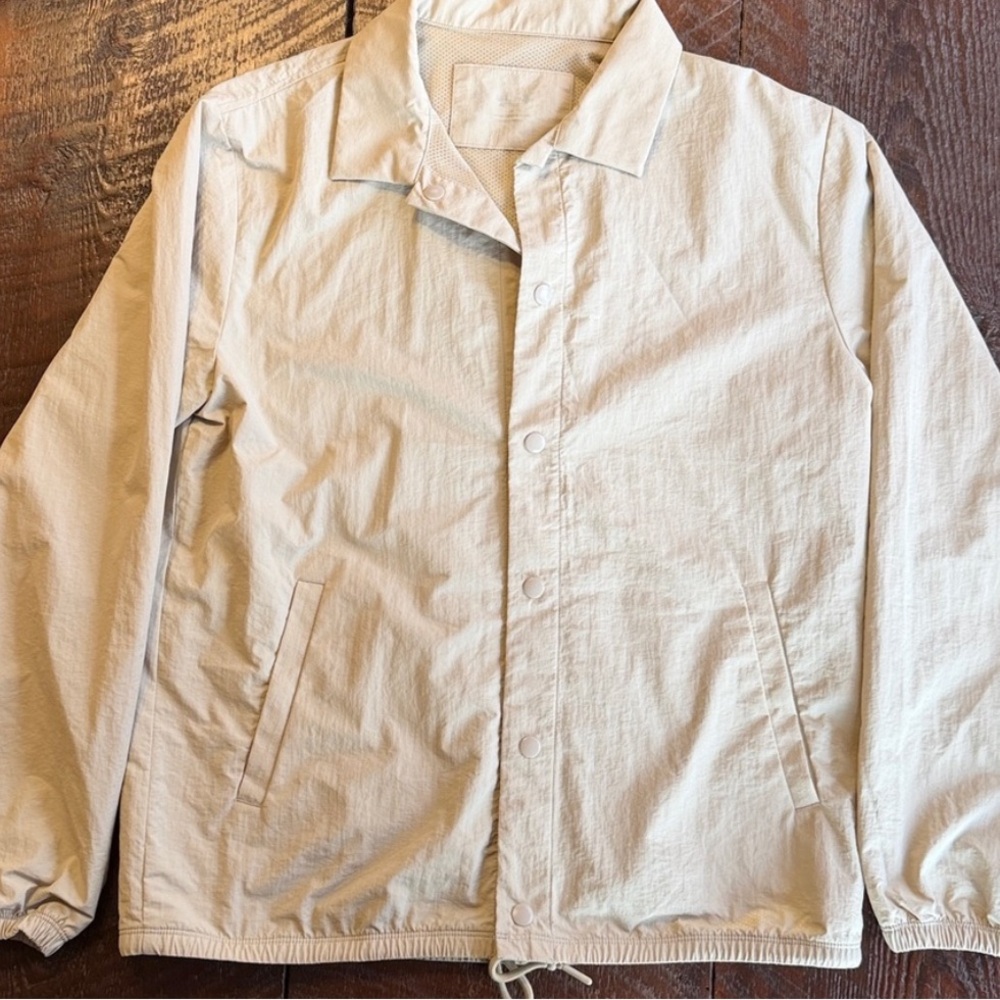 Old Navy Men’s Tan Lightweight Windbreaker Jacket Drawstring Hem Small